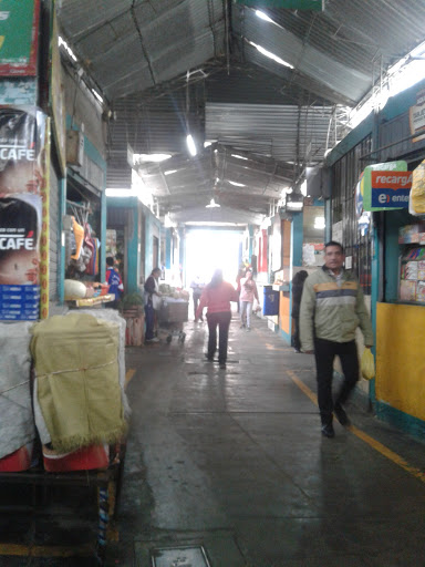 MERCADO HUASCAR DE SANTA ANITA